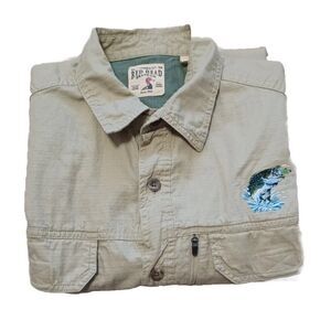 Red Head Men's‎ Fishing Shirt Short Sleeve Button Down Size: L